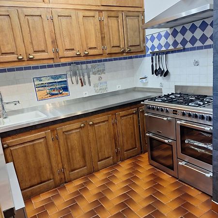 Les Vallons Holiday Home Lioux Exterior foto
