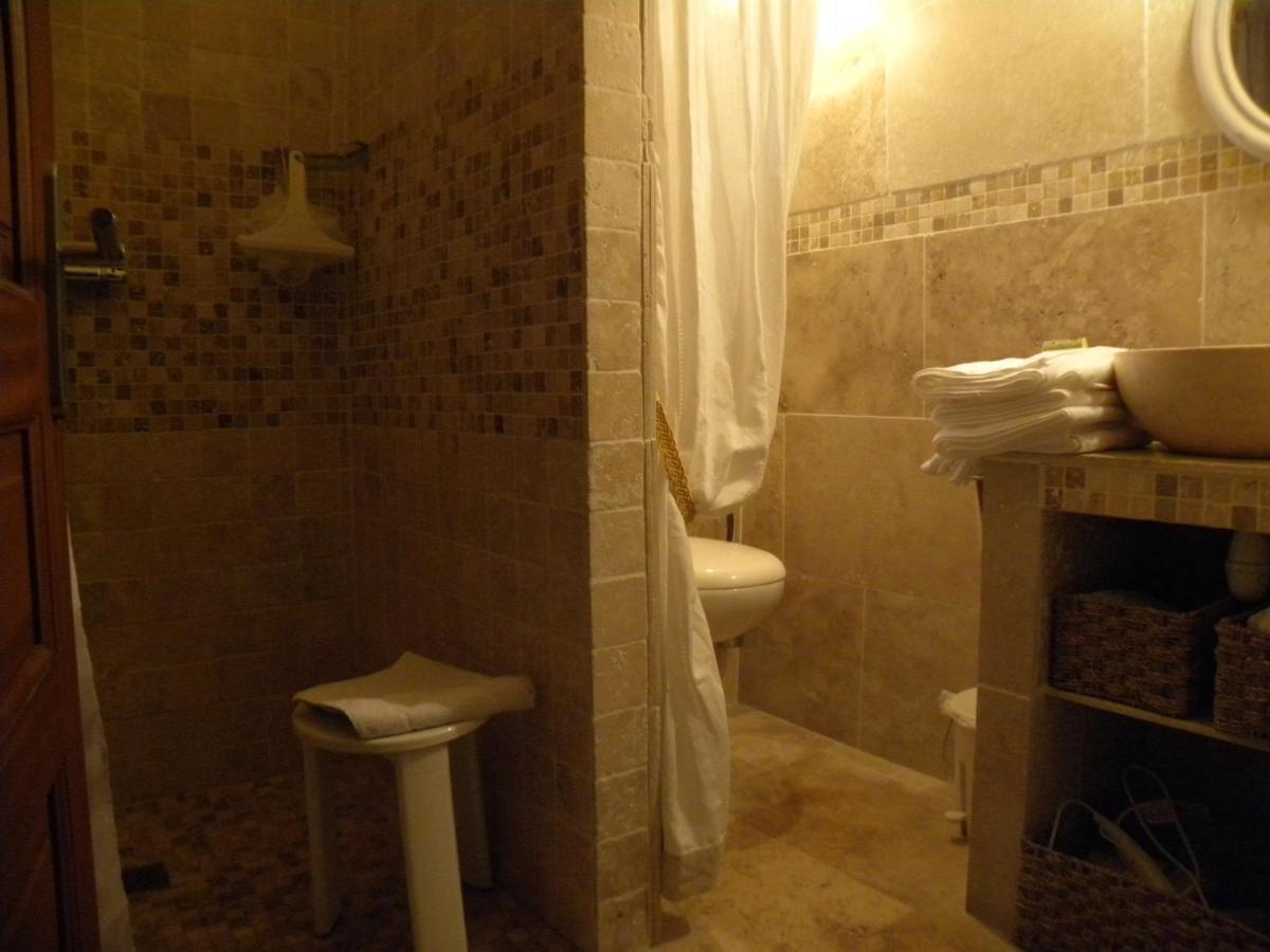 Les Vallons Holiday Home Lioux Exterior foto